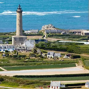 Sur L'ile De Batz Quartier Le Roch Hébergement de vacances